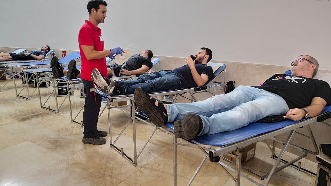 “Donar sangre salva vidas”: Ceuta acoge una campaña para reforzar las reservas antes de Navidad