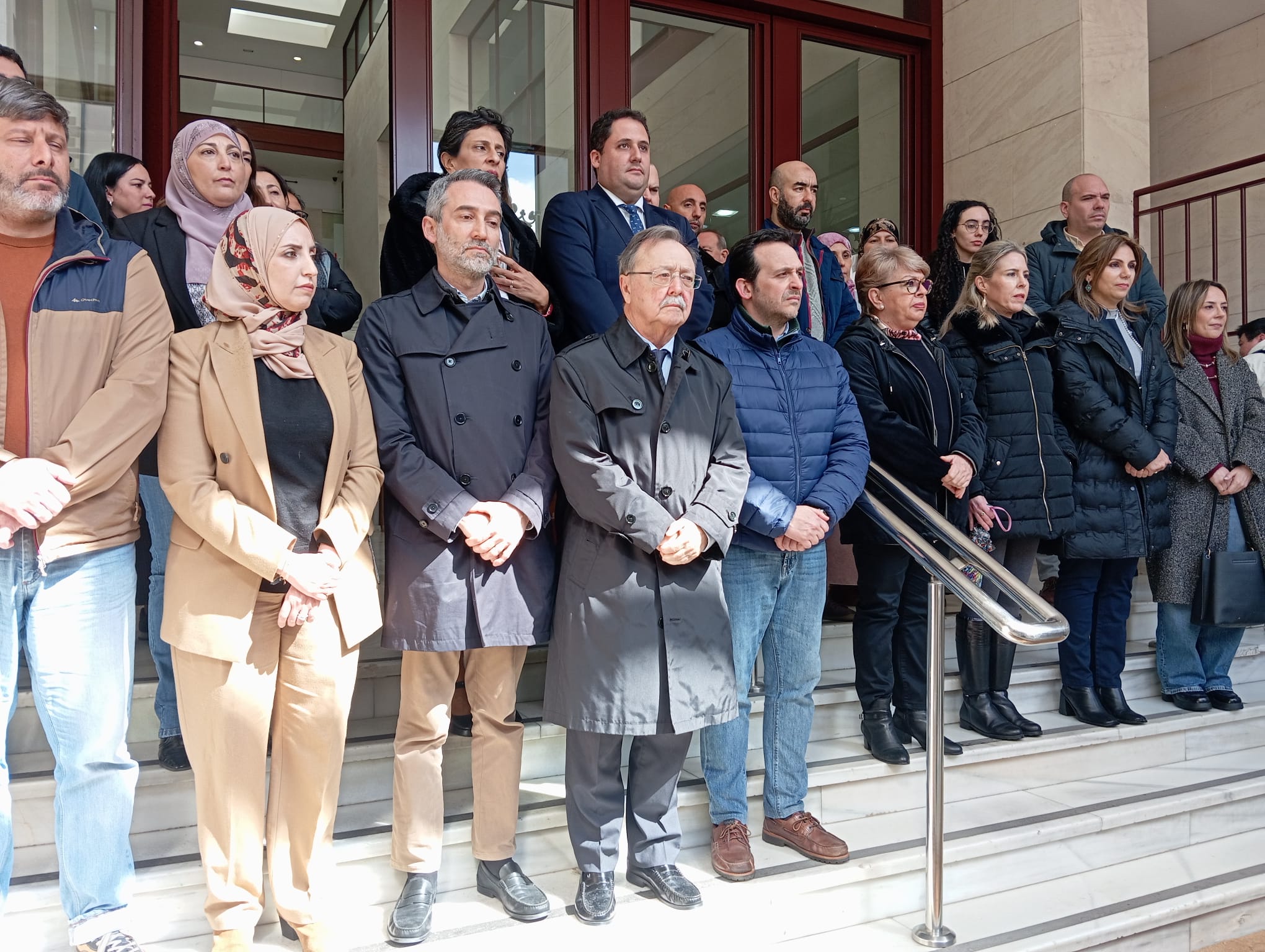 Se guarda un minuto de silencio por las víctimas de los atentados de Madrid