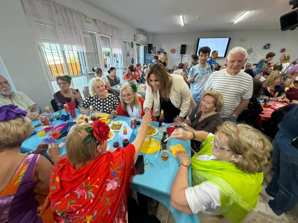 La primavera une generaciones en una jornada festiva en Villajovita