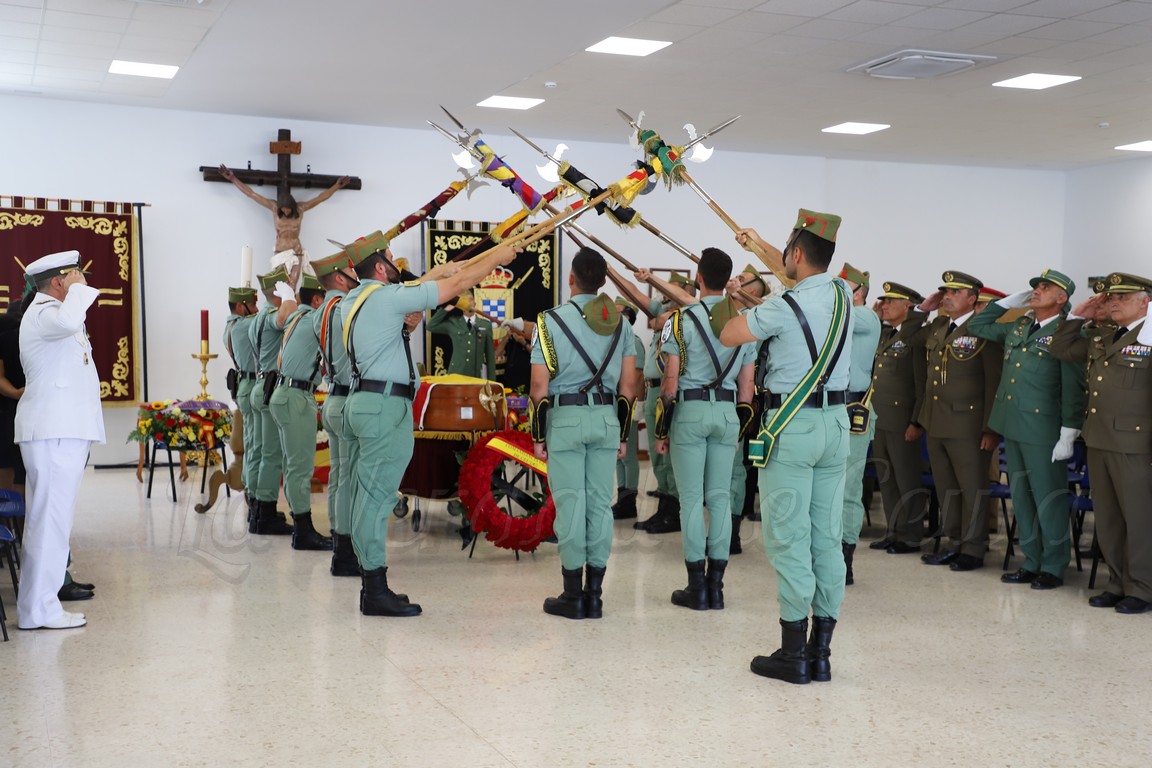 La Comandancia General celebra unas honras fúnebres en honor al caballero legionario fallecido