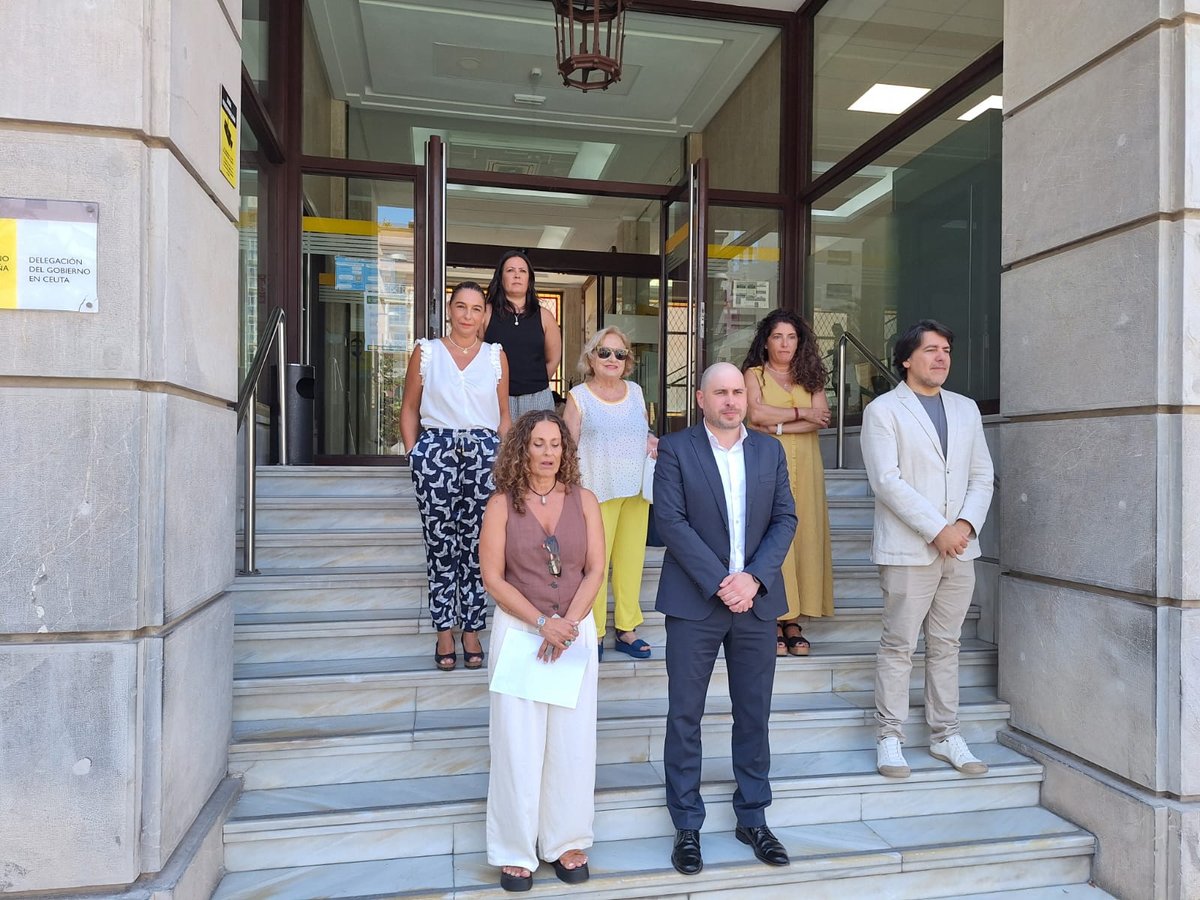 Un nuevo minuto de silencio por las últimas víctimas de violencia de género