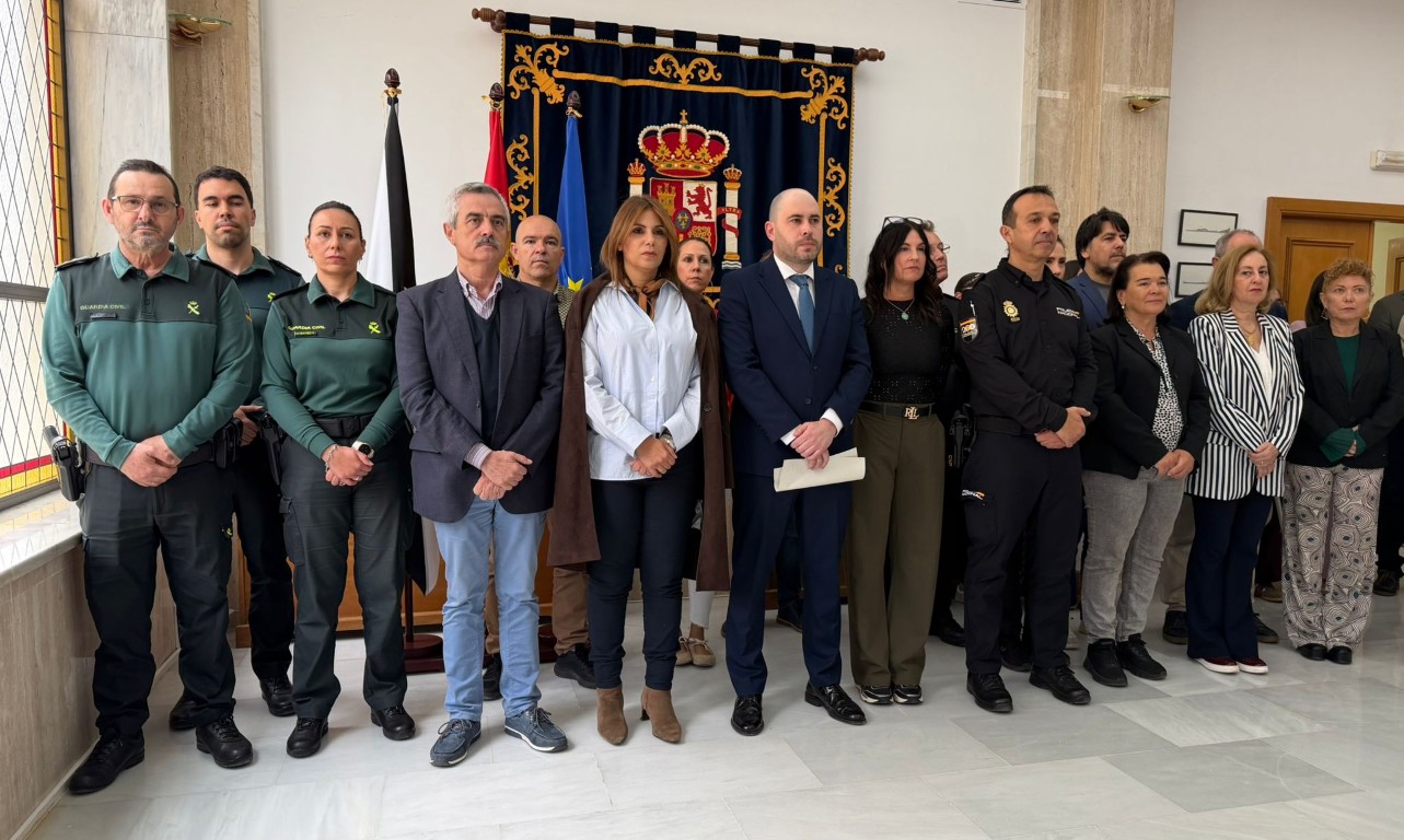 Minuto de silencio en Ceuta por la última víctima de violencia de género confirmada en Madrid