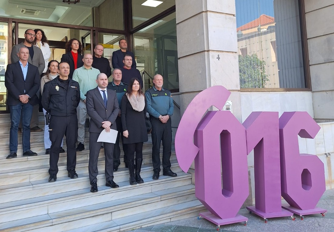 Otro minuto de silencio por dos nuevas víctimas de violencia de género