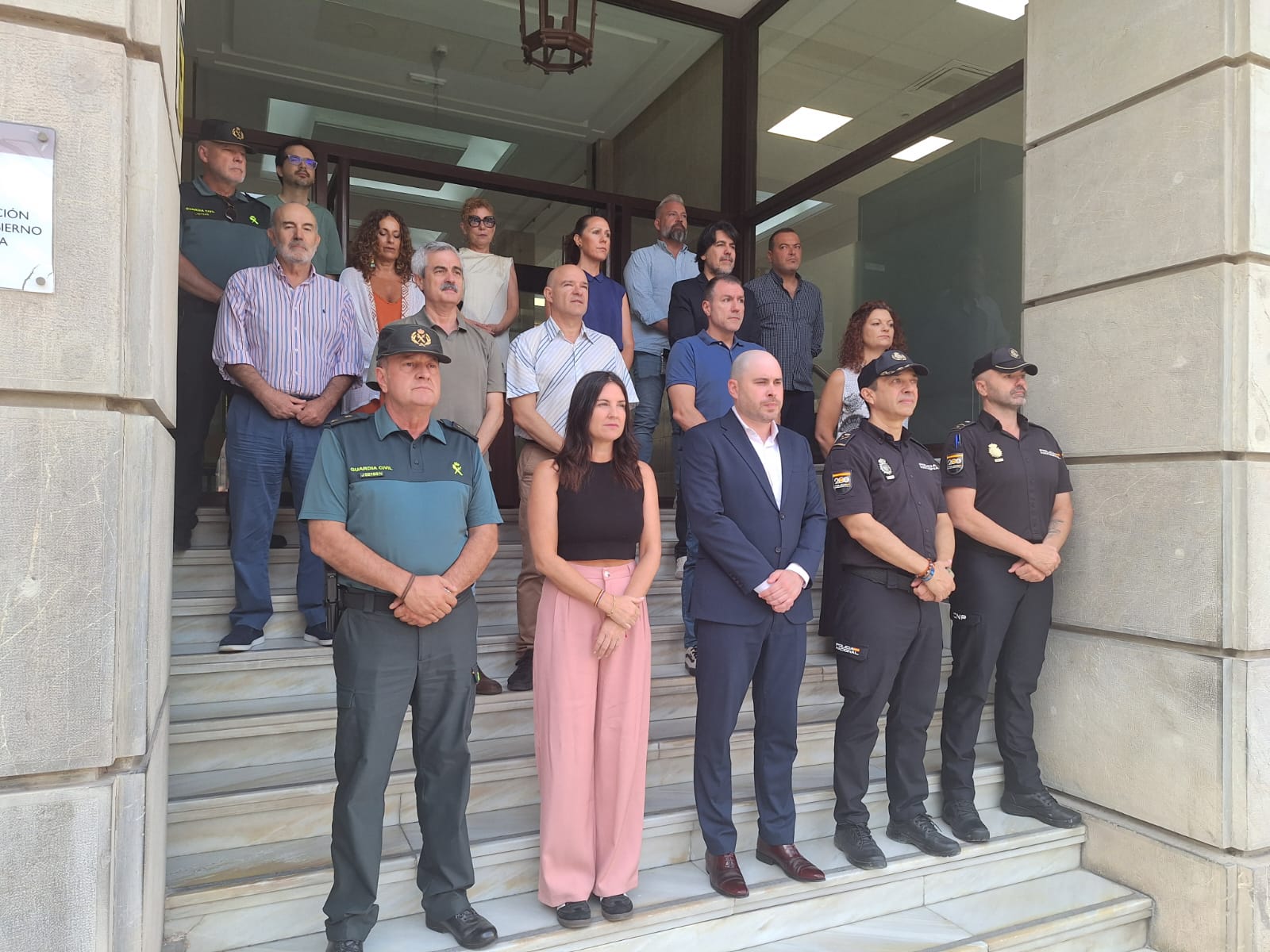 La Delegación del Gobierno guarda un minuto de silencio por las tres últimas víctimas de violencia de género