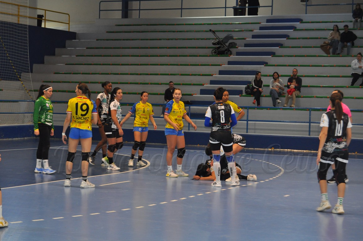El Club BM Estudiantes cae derrotado en la pista del Montequinto por tan solo un tanto de diferencia (30-29)