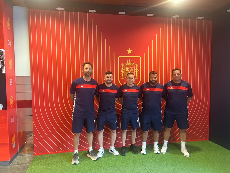 Cinco entrenadores ceutíes afrontan la recta final del Nacional Pro de fútbol sala 