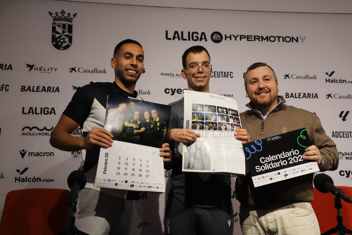 La Fundación AD Ceuta FC presenta su calendario solidario con la participación de todos sus equipos