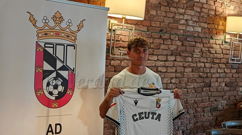 Petxarromán: “Estoy muy contento de estar aquí; el estilo de juego se adapta bien a mis características”