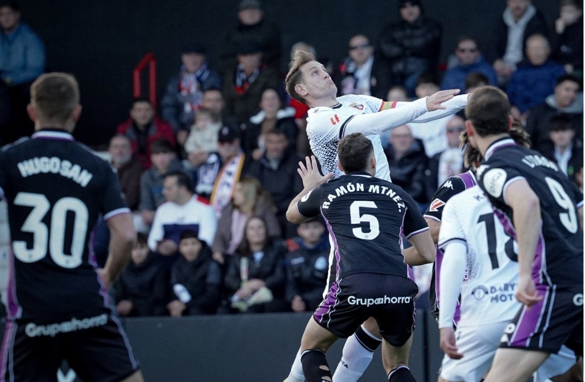 El Valladolid reacciona tras infrigir una clara derrota a un desdibujado Ceuta (0-3)
