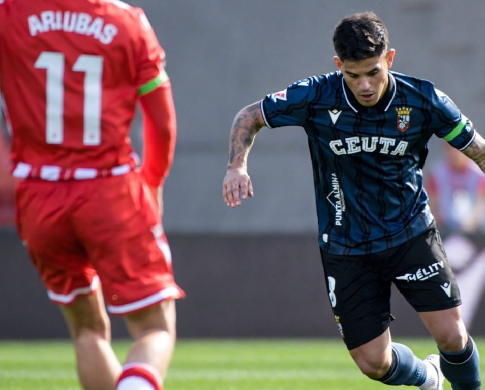 La AD Ceuta tira la primera parte y cae derrotada en Almería (4-2)