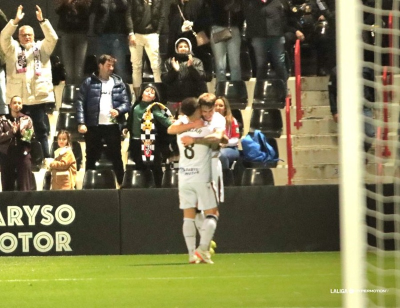 El Murube acoge un duelo directo entre Ceuta y Córdoba en la jornada aplazada