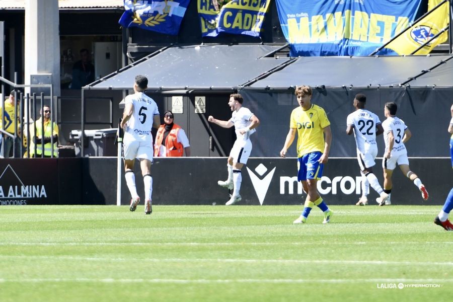 Trofeos La Verdad de Ceuta tras la 32ª jornada de liga entre la AD Ceuta FC y el Cádiz CF (2-1)