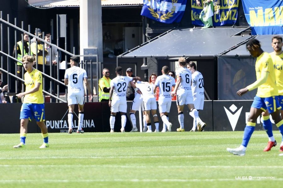 El Ceuta pone a prueba su gran momento en El Plantío ante un Burgos lanzado hacia el ascenso