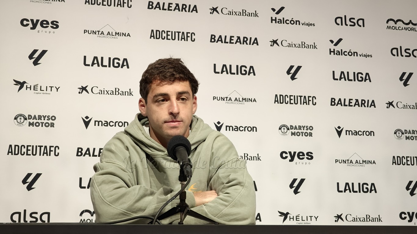 Marino Illescas: “El Ceuta me viene como anillo al dedo y disfruto muchísimo jugando aquí”