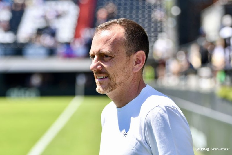 Alberto González ensalza la temporada del Ceuta tras caer en el Murube: “Lo que ha conseguido tiene muchísimo mérito”