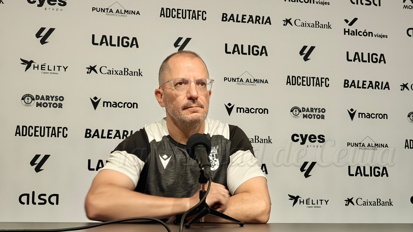 El Ceuta le amplía el contrato a José Juan Romero hasta el 2029