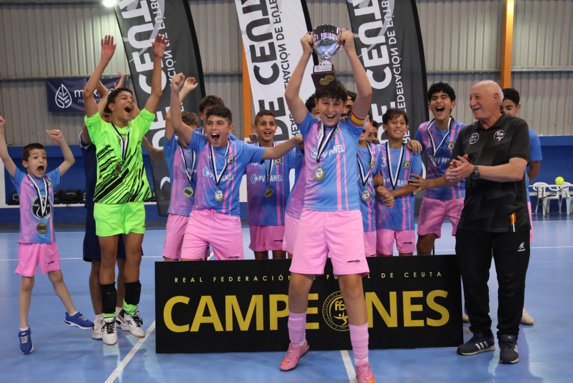 La UD Racing de Ceuta se proclama campeona del playoff infantil de Segunda Autonómica de fútbol sala
