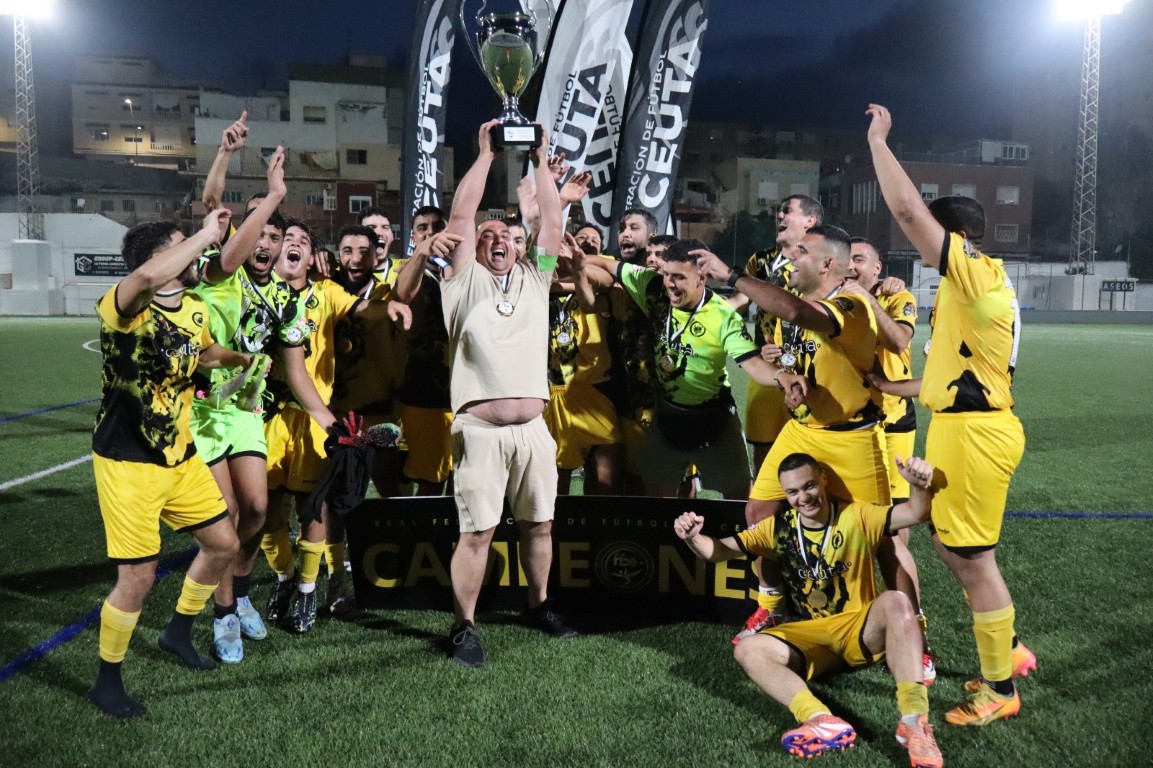 El Ceuta 6 de Junio se corona campeón de la Regional Preferente tras vencer al Sporting Atlético