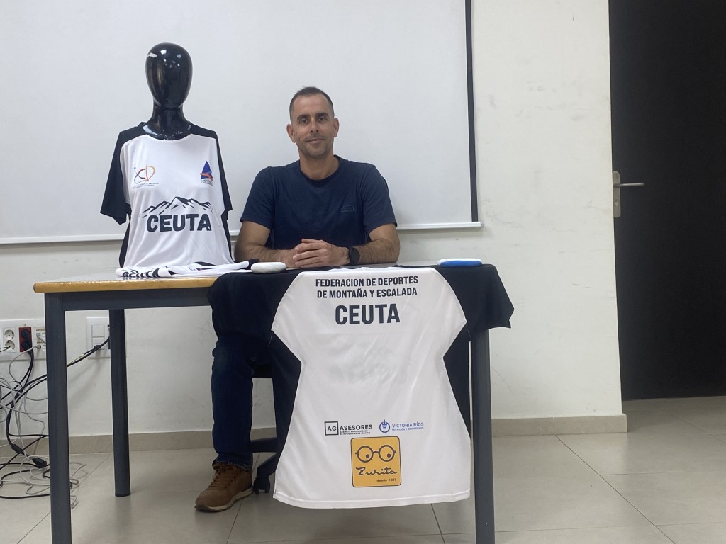 La Federación de Deportes de Montaña y Escalada de Ceuta presenta su equipación oficial para las selecciones autonómicas