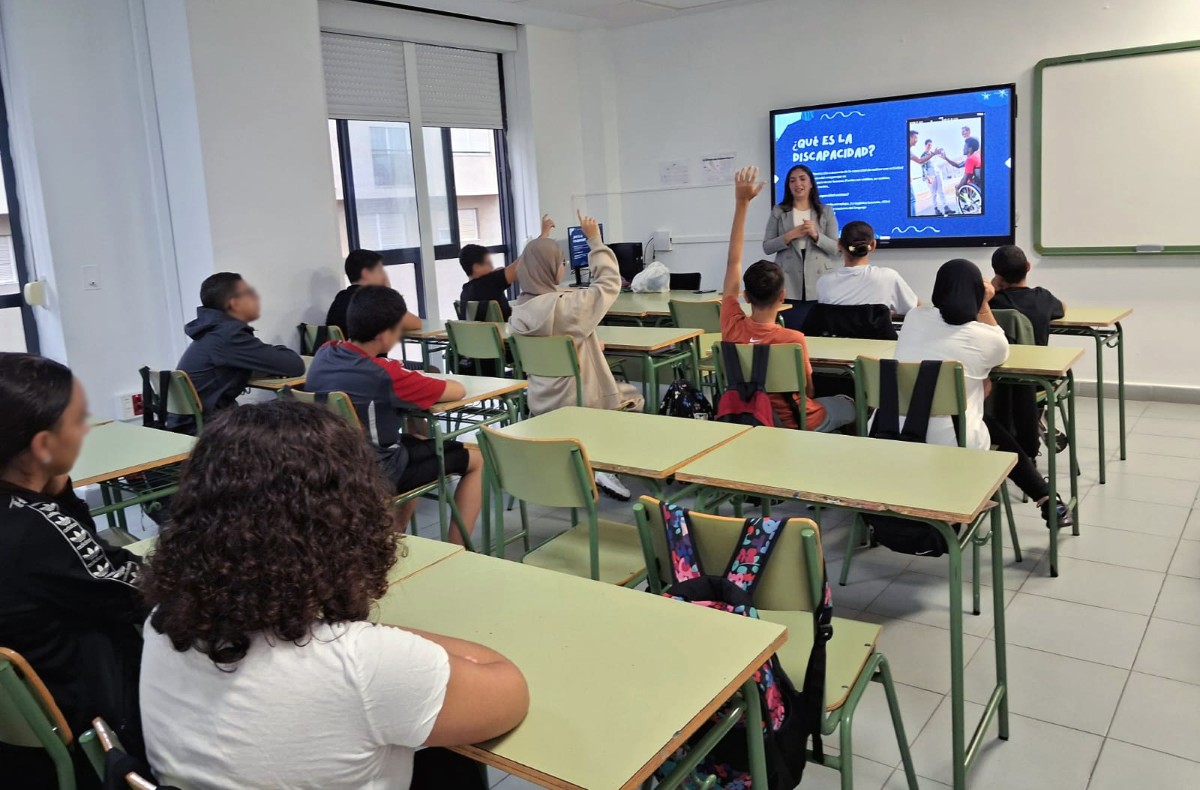Integra CEE acerca la inclusión y la diversidad a 120 estudiantes de Ceuta