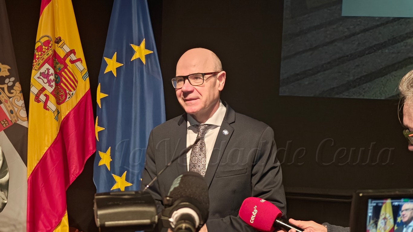 Mercado, rector de la UGR: “Ese déficit crónico de financiación debe seguir corrigiéndose”
