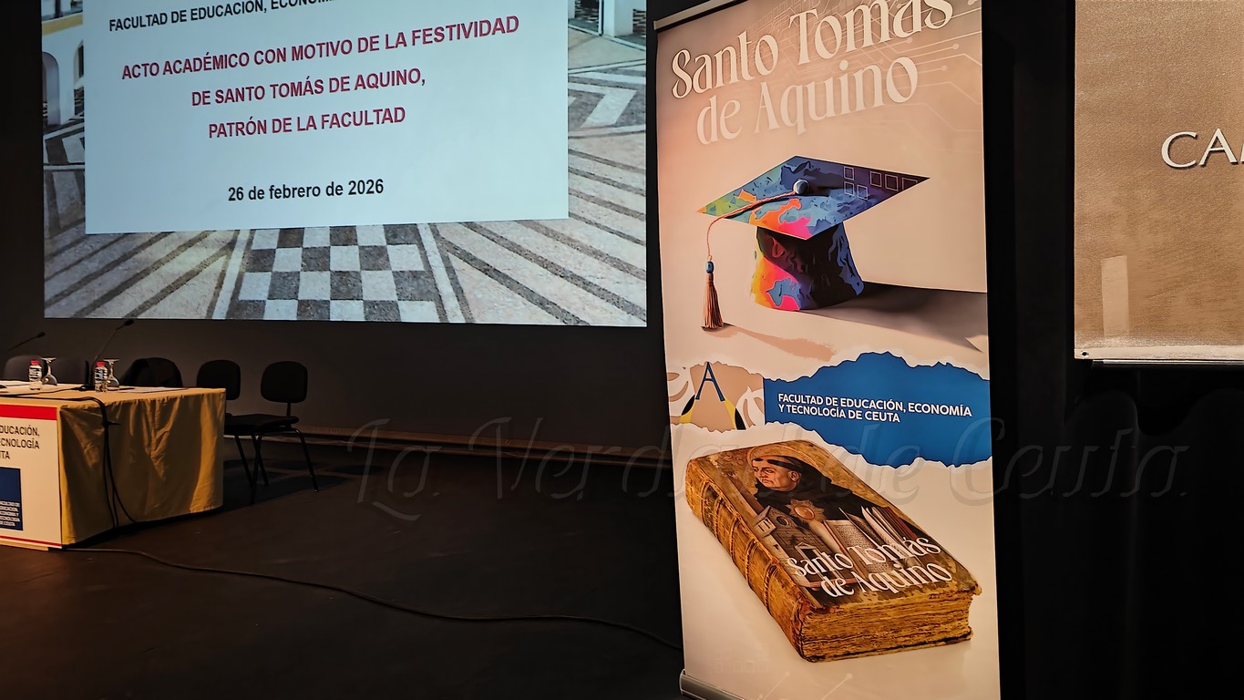 Acto UGR Santo Tomas Aquino 04