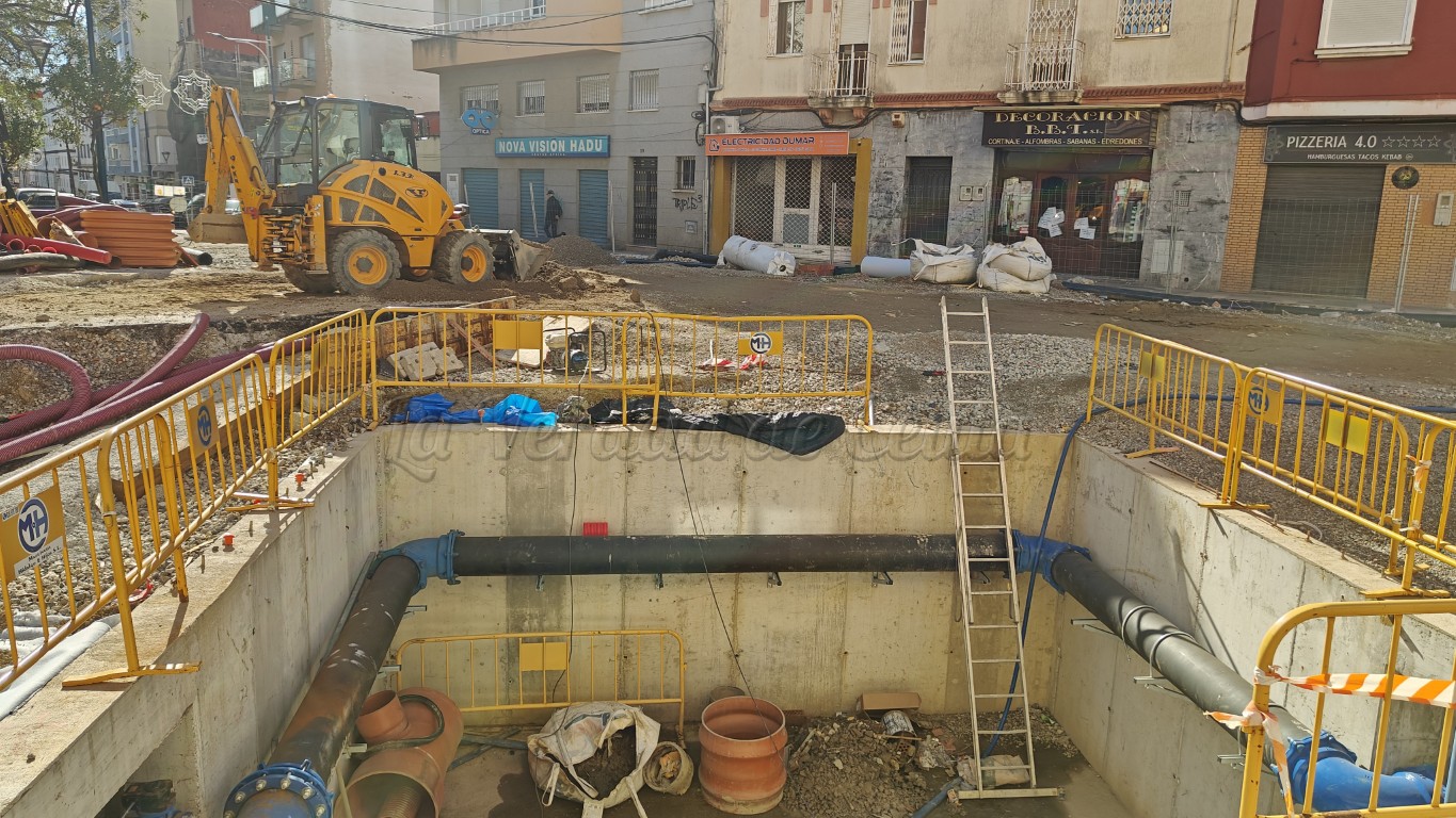 Acemsa interrumpe mañana el suministro de agua en varias zonas por las obras en Hadu