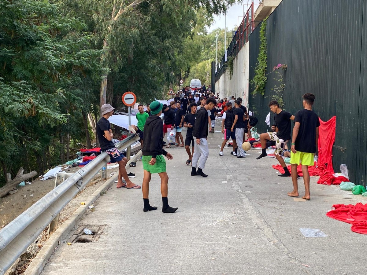 CCOO alerta de que la presión migratoria está llevando a los servicios públicos de Ceuta “al límite”