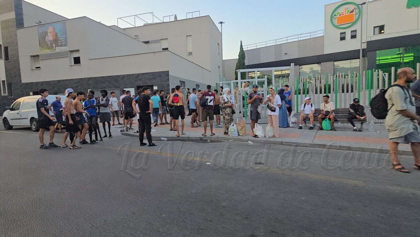 El Gobierno local habilita nuevos espacios mientras reclama más apoyo al Estado para atender a los menores extranjeros llegados tras la crisis migratoria