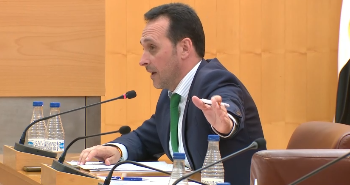 VOX acusa al Gobierno de incumplir sus compromisos con la pesca ceutí y denuncia el abandono del sector