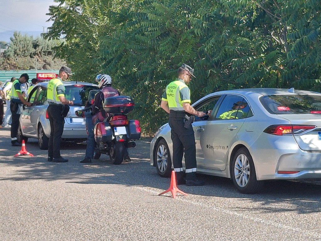 Tráfico intensifica los controles de alcohol y drogas al volante