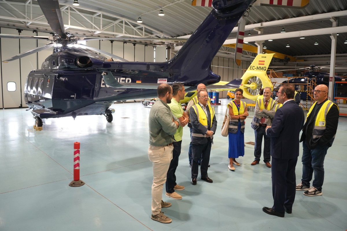 El Gobierno ceutí visita las instalaciones de la compañía Hélity