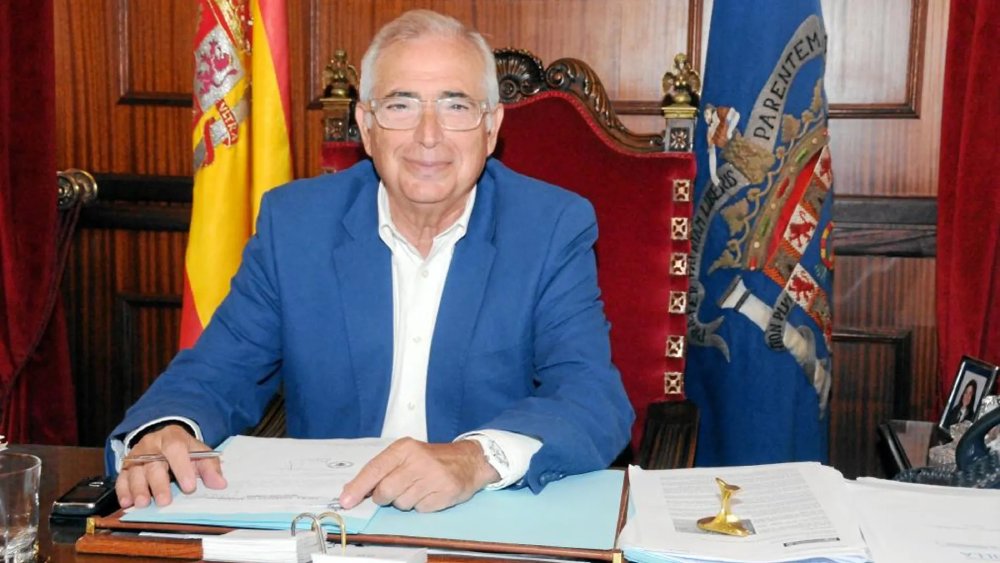 Juan José Imbroda urge una solución inmediata para que Ceuta recupere “su libertad”