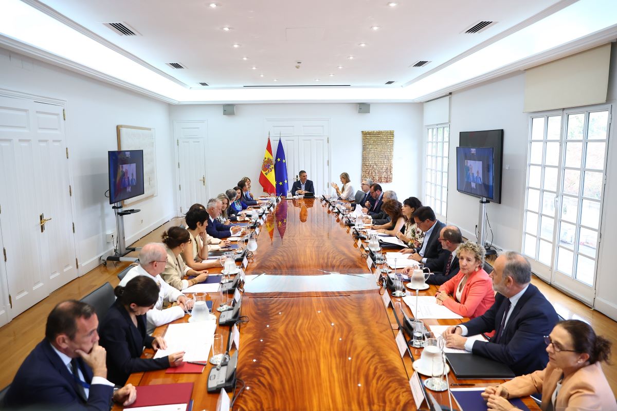El Gobierno anuncia una reforma de las leyes de asilo y extranjería tras la crisis de Ceuta