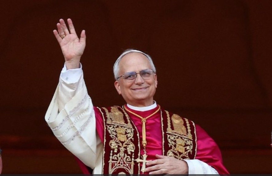 El presidente de la Ciudad asistirá este sábado a la ceremonia de bienvenida al Papa León XIV en el Palacio Real