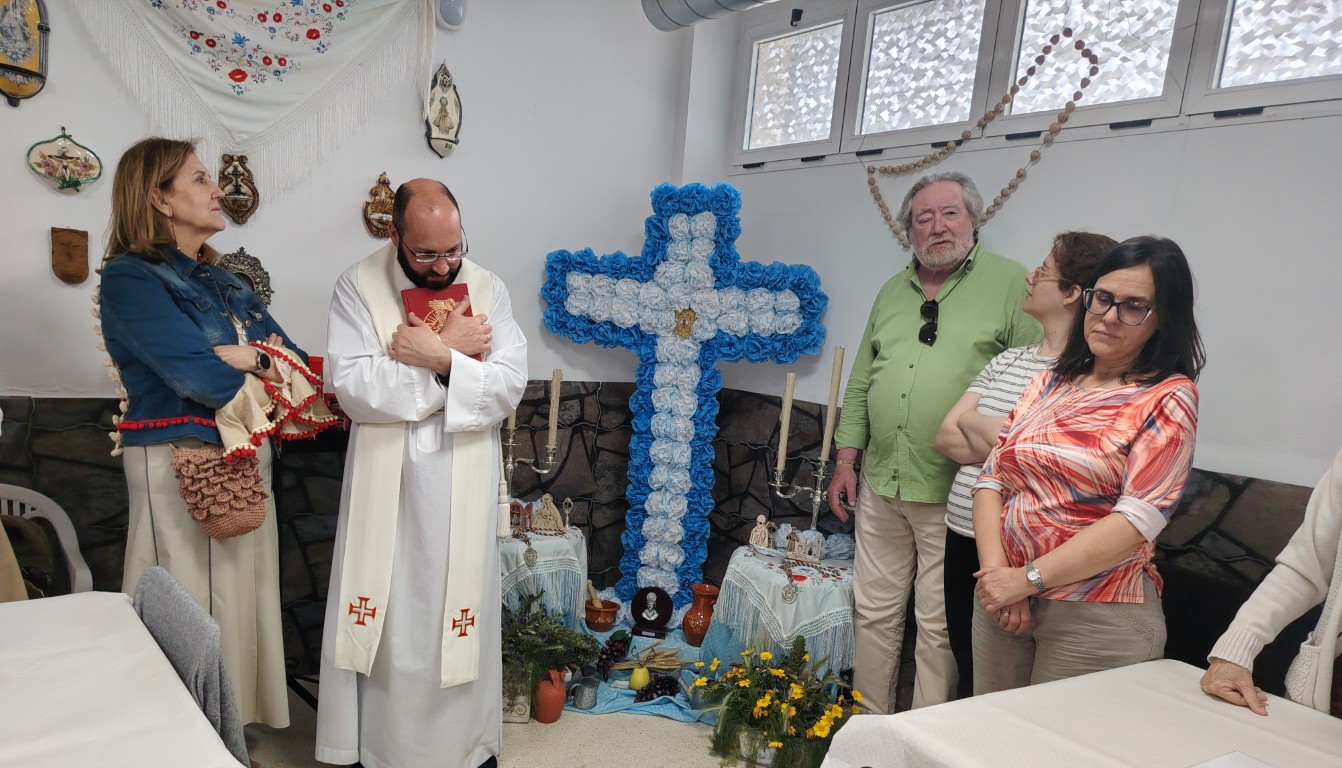 Cruz Mayo Mayores San Daniel 2