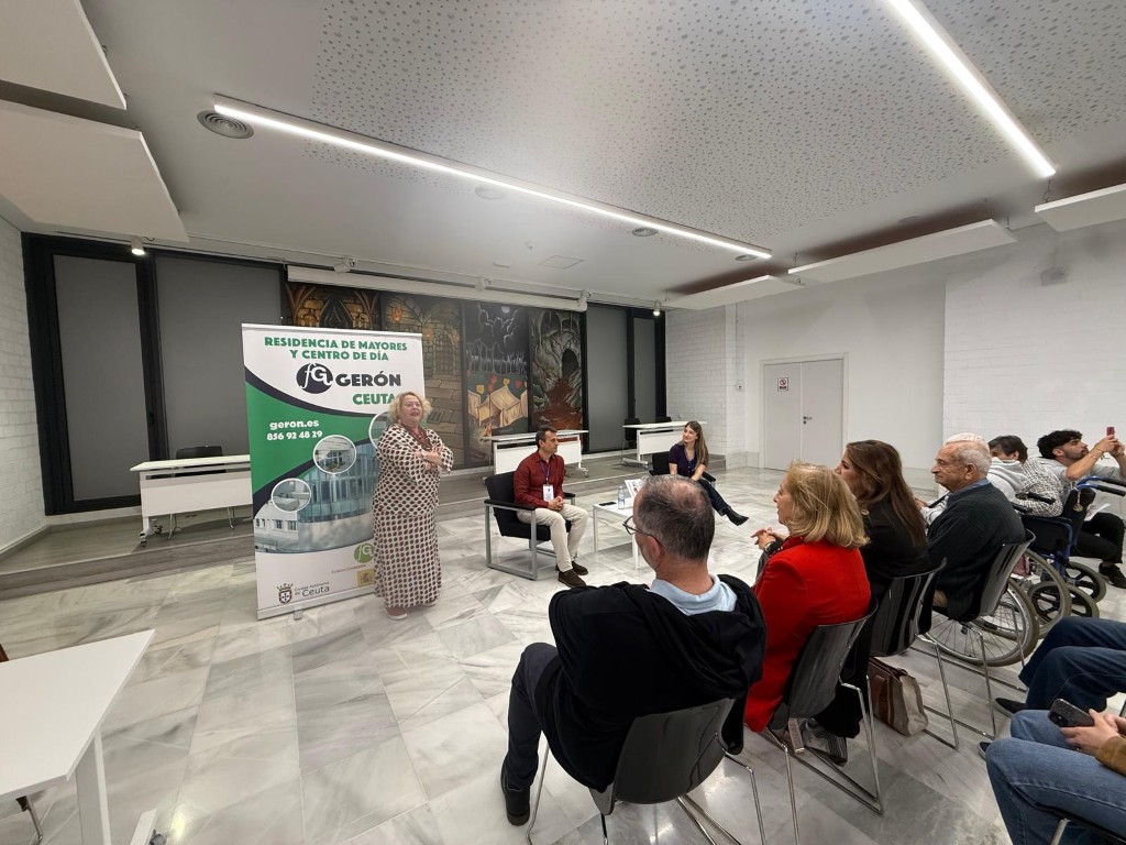 La residencia Gerón Ceuta inaugura la exposición “Pensar, participar, incluir” sobre estimulación cognitiva