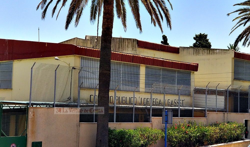 Expulsión del territorio nacional a un inmigrante ilegal que robó material de percusión en el Ortega y Gasset