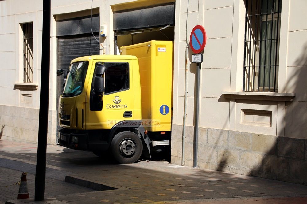 CCOO critica el nuevo recorte de 60 millones de euros a Correos