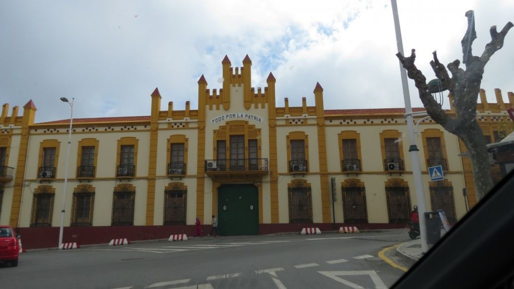Alumnos de Santa María Micaela visitan mañana una exposición estática de material logístico