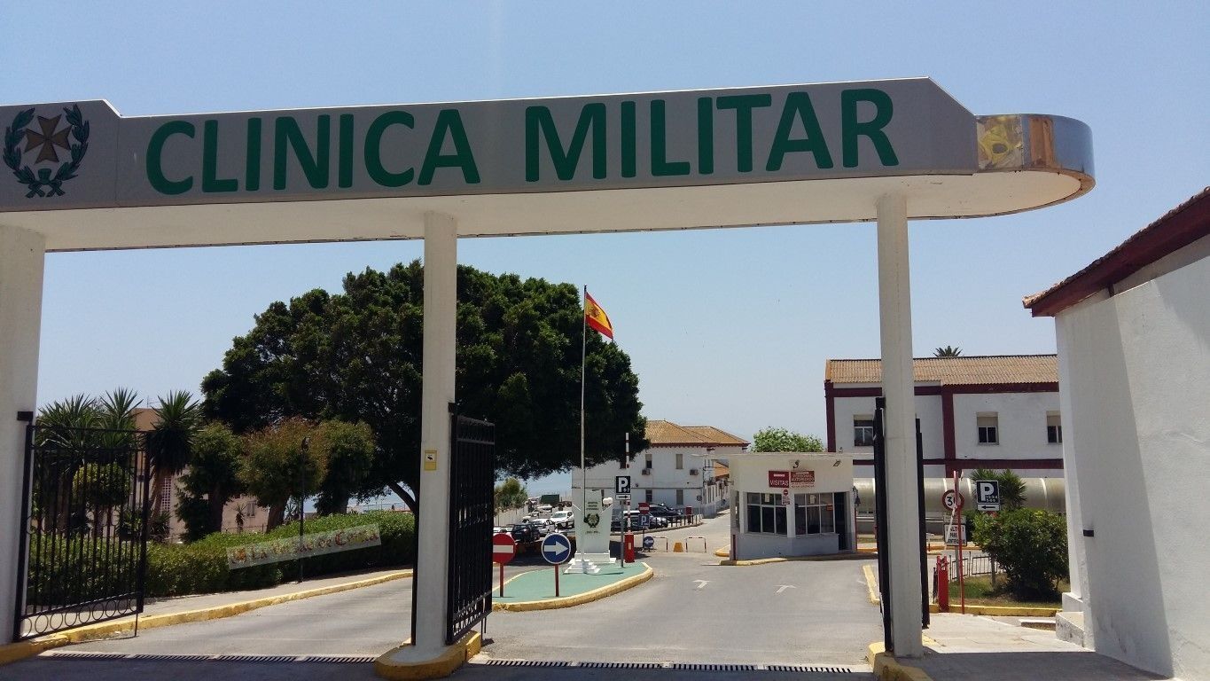 VOX carga contra el posible uso del Hospital Militar para acoger a inmigrantes y reclama alejar los alojamientos de las barriadas