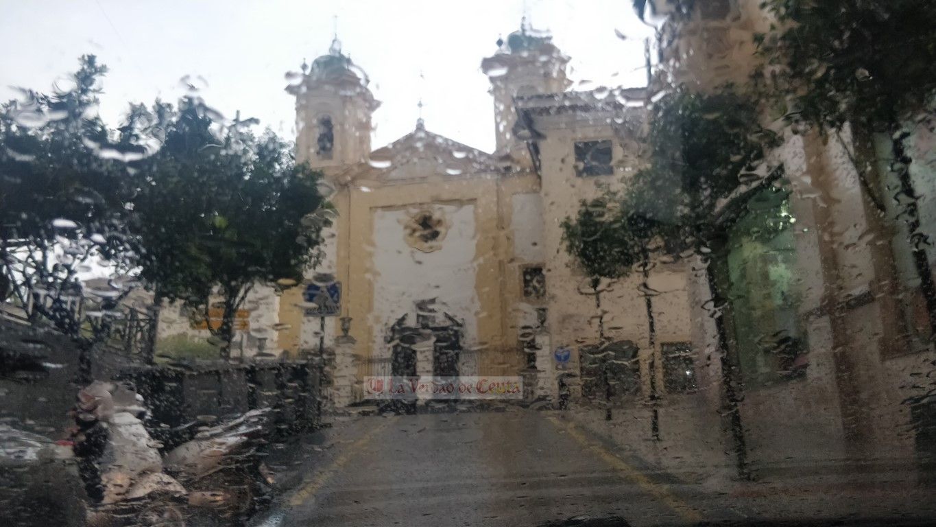 Mañana sí hay colegios y el miércoles queda supeditado al tiempo
