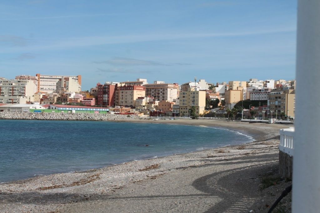 Búscome lamenta el estado de la Playa de Benítez