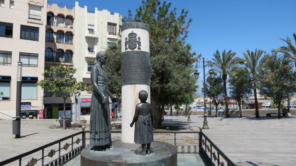 Los actos serán frenta a la estatua de la Plaza de la Constitución
