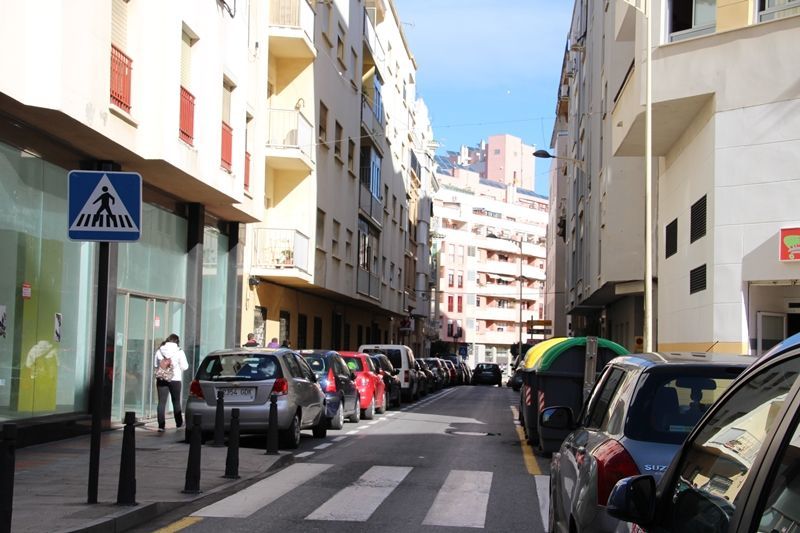 Prisión por robar con fuera una cámara de seguridad de un edificio situado en calle Real