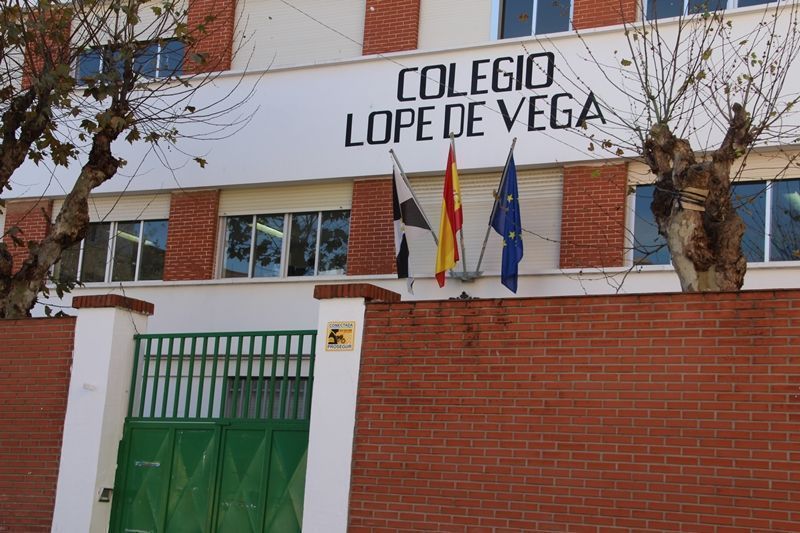 CCOO exige restablecer el servicio de limpieza en colegios. Archivo.